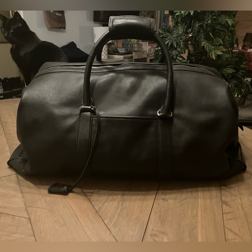 Coach Leather 5409 Travel Bag with detachable strap- this is a forever piece!